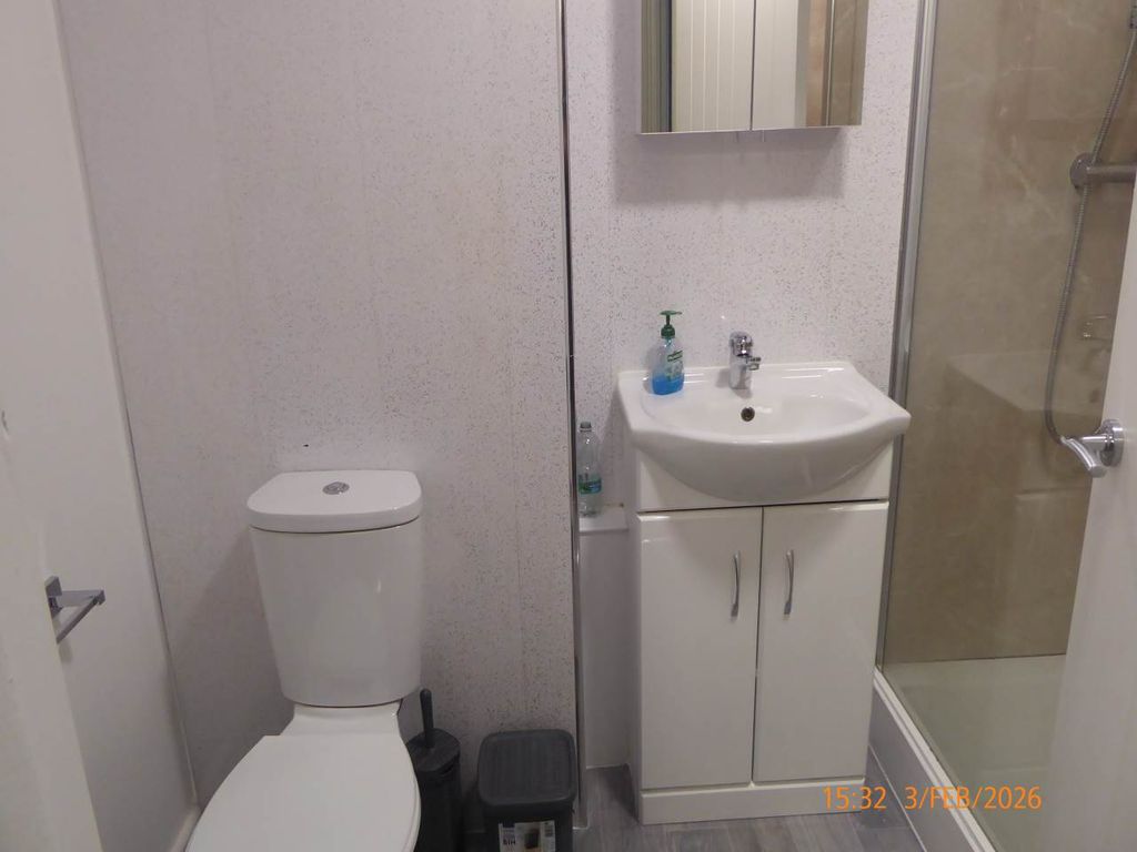 Property photo 3 of 10 P1110847