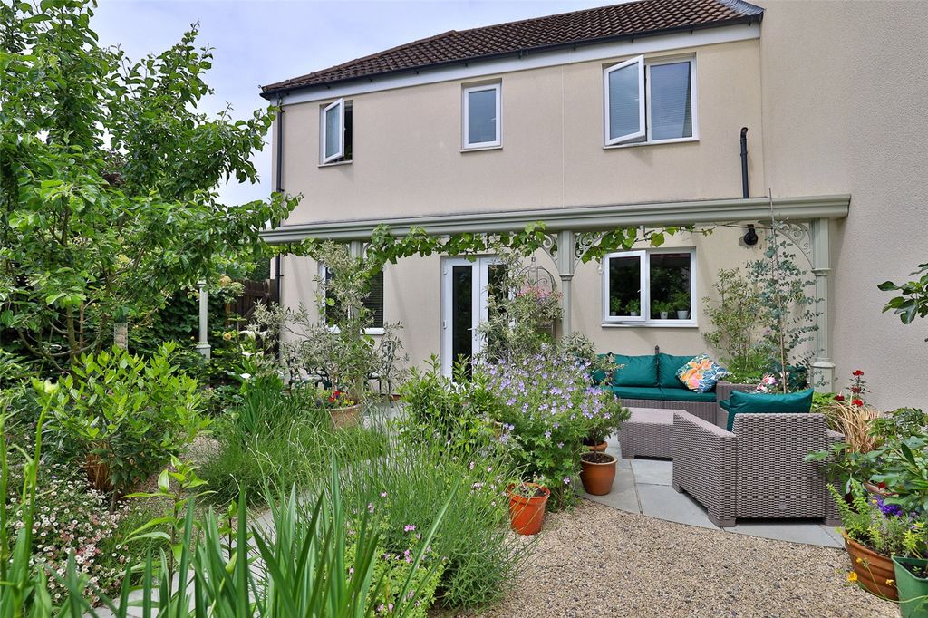 Property photo 1 of 20 Picture No. 17