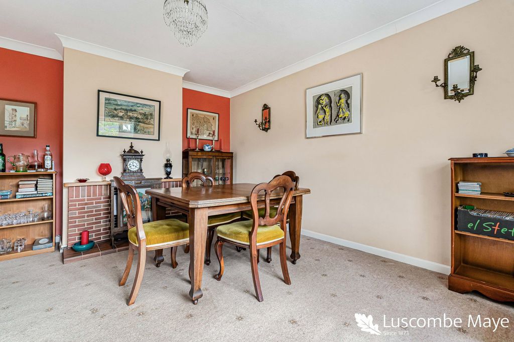 Property photo 3 of 19