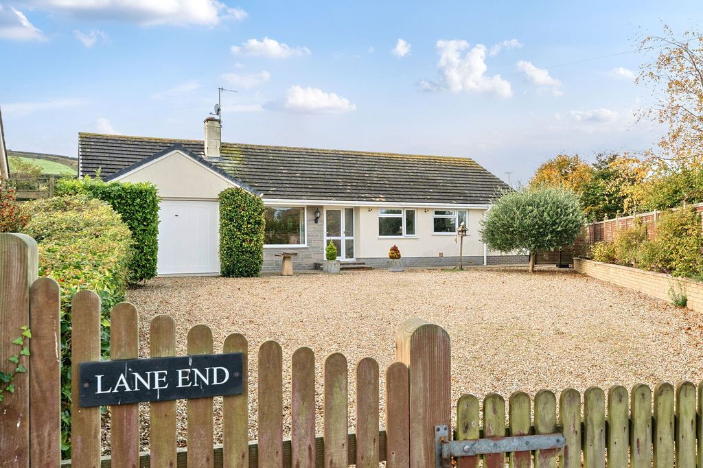 Property photo 1 of 23