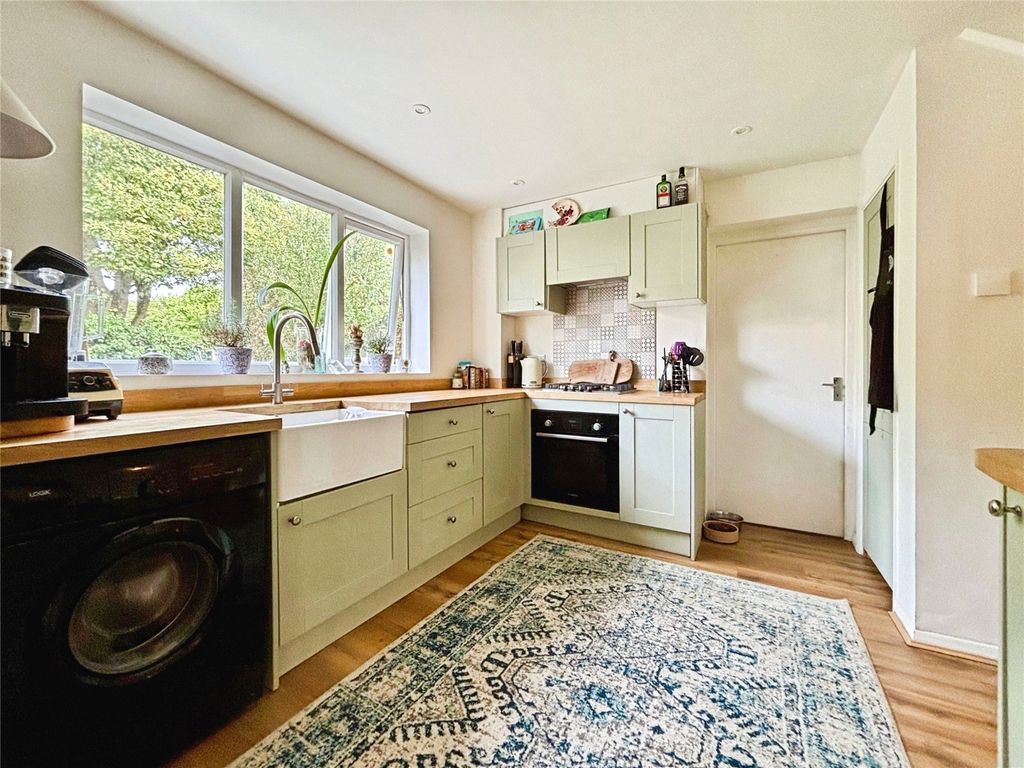 Property photo 3 of 14 Picture No. 12