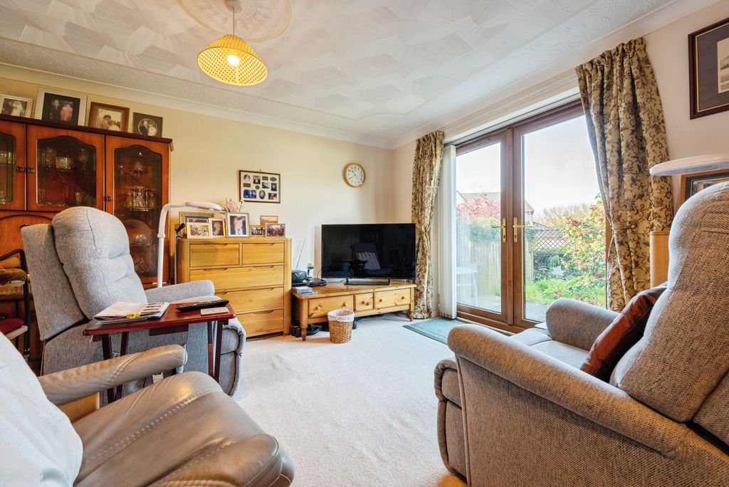 Property photo 3 of 15 Pbox-Img.Jpg