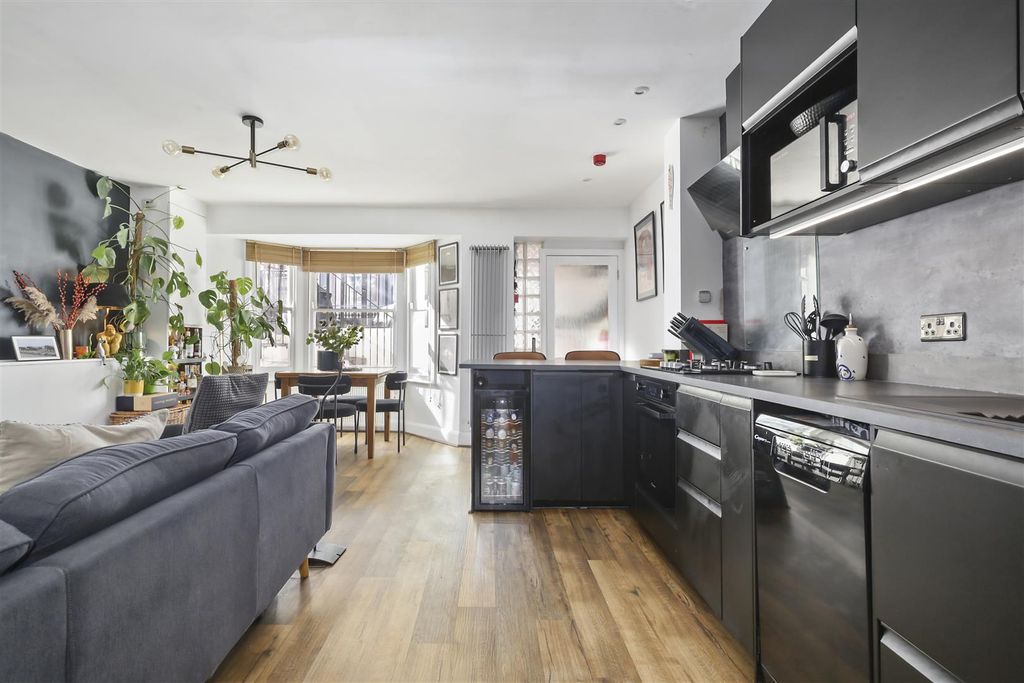 Property photo 2 of 13 Img_1433 Copy.Jpg