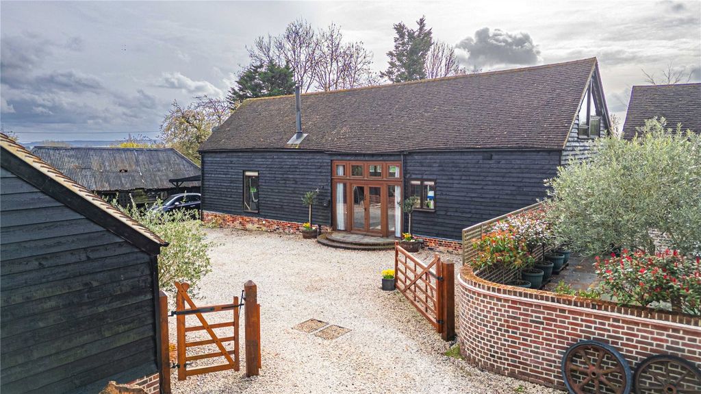 Property photo 1 of 26 Picture No. 28