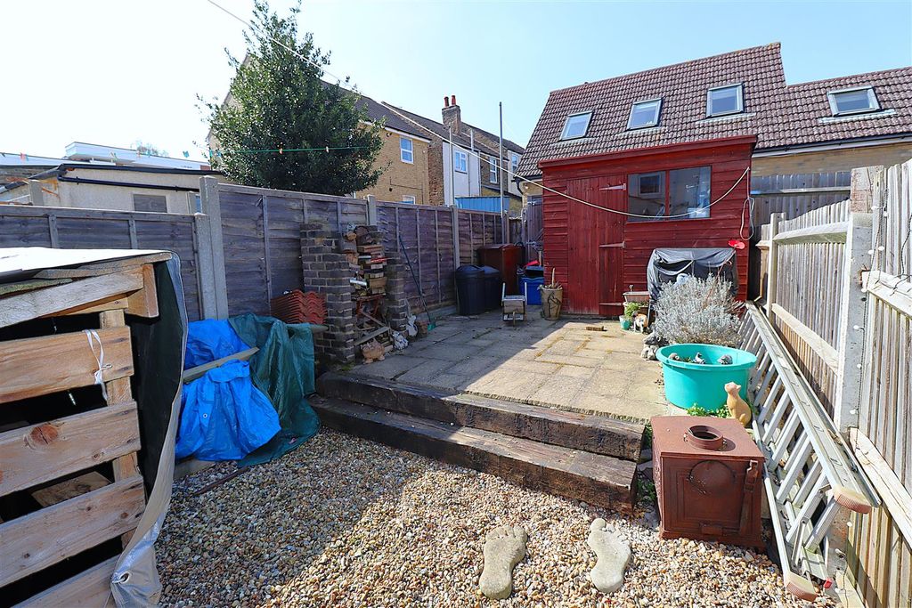 Property photo 2 of 14 Img_2268.Jpg
