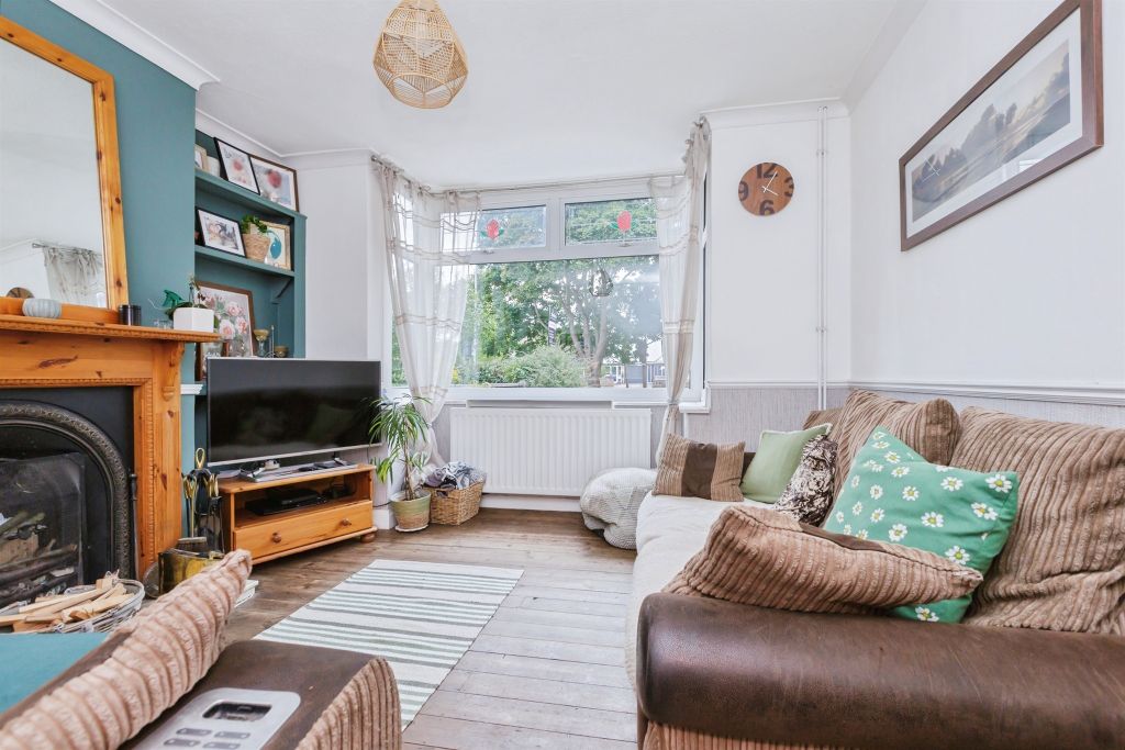 Property photo 3 of 17