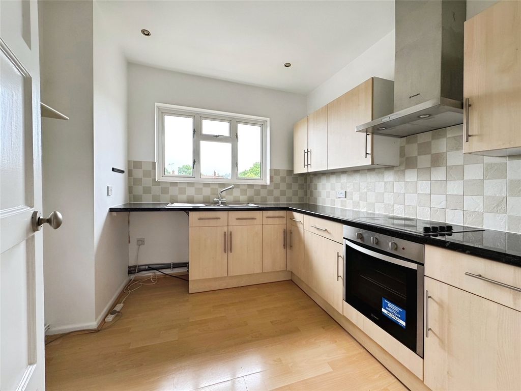 Property photo 2 of 13 Kitchen