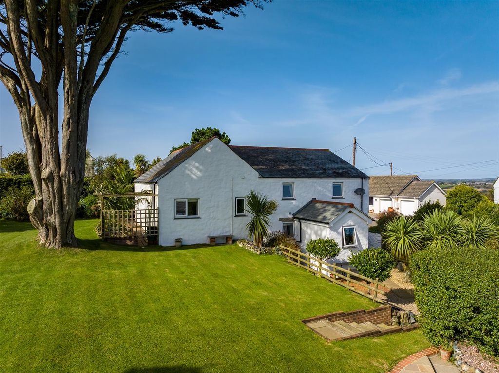 Property photo 1 of 37