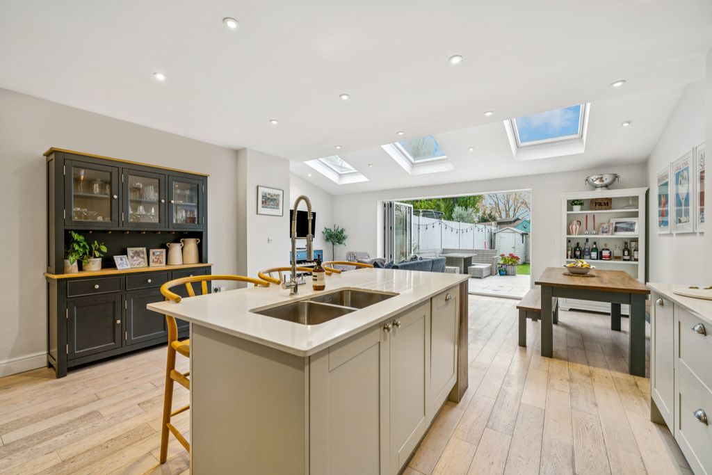 Property photo 1 of 15 Picture No. 27