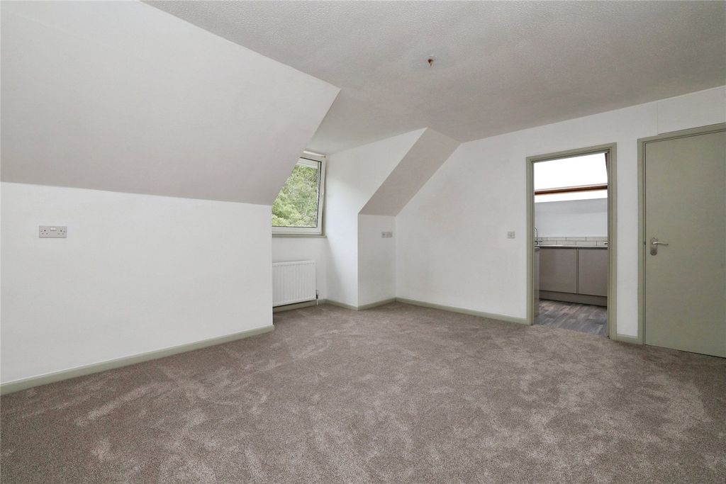 Property photo 2 of 13 Picture No. 09