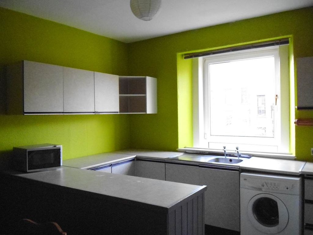 Property photo 3 of 5 P1160853