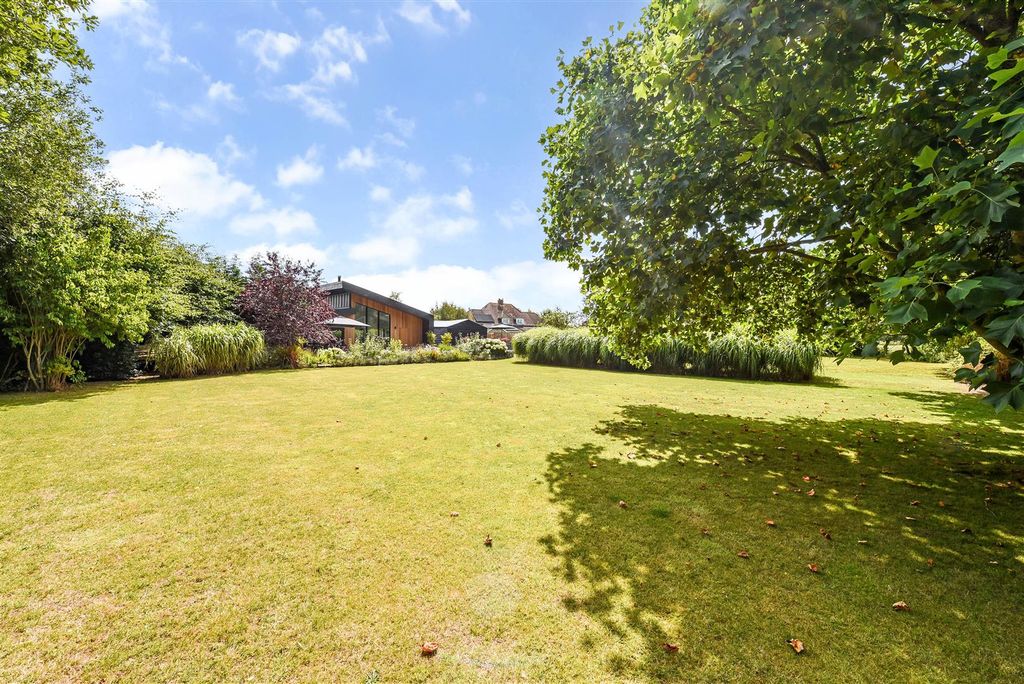 Property photo 3 of 23 Sketch_Ph38_6109987.Jpg