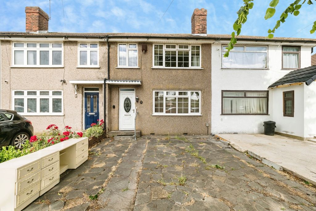 Property photo 2 of 41 Pbox-Img.Jpg