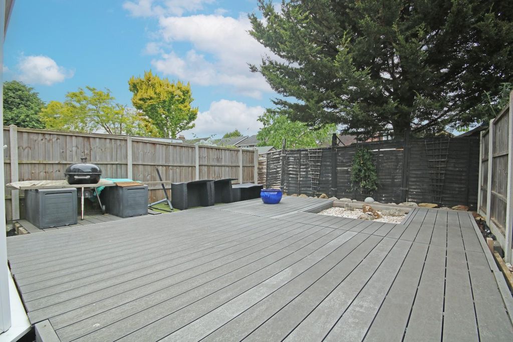 Property photo 2 of 18 Img_3991 Copy.Jpg
