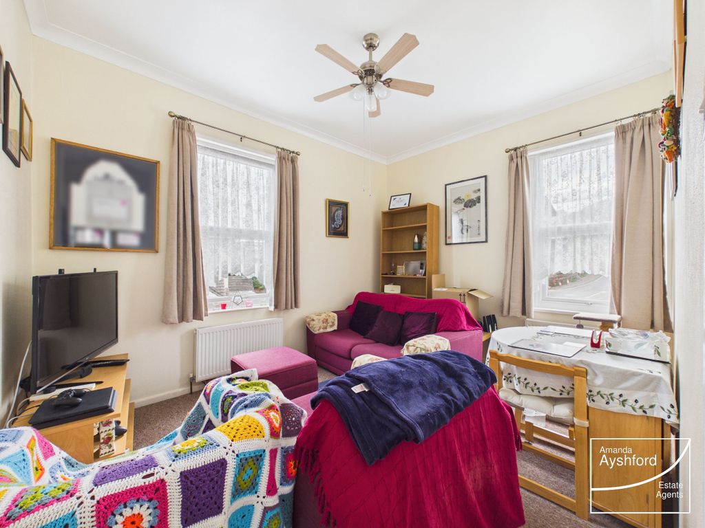 Property photo 3 of 16