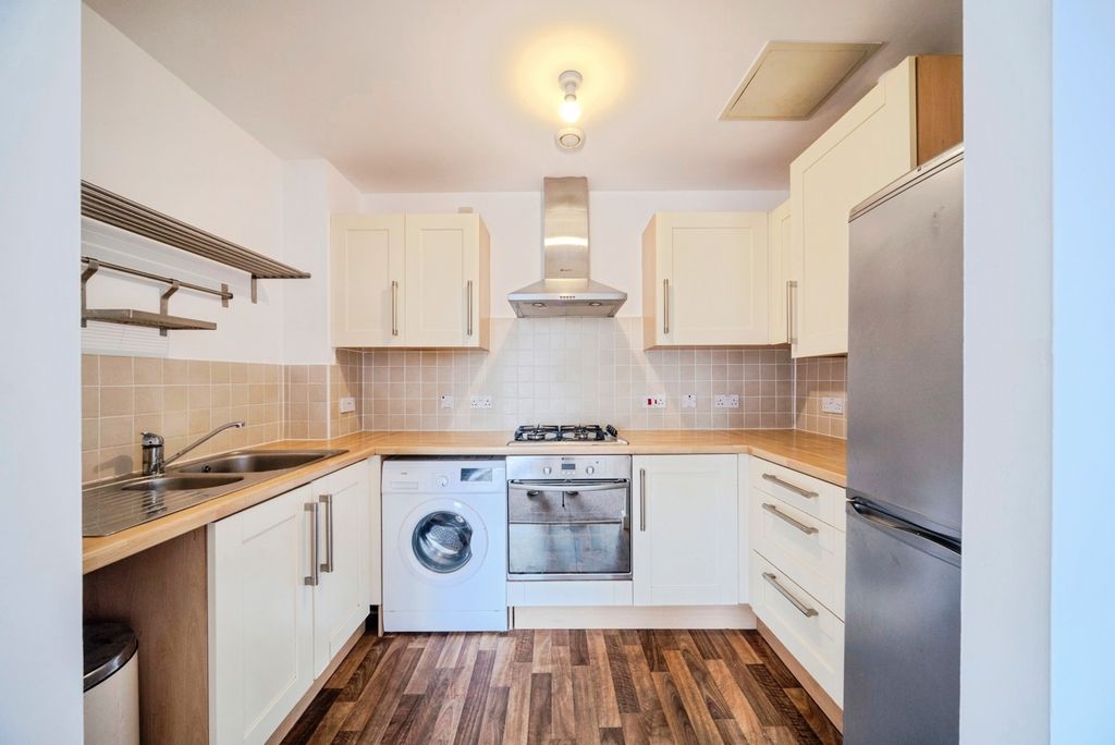 Property photo 2 of 20 Pbox-Img.Jpg