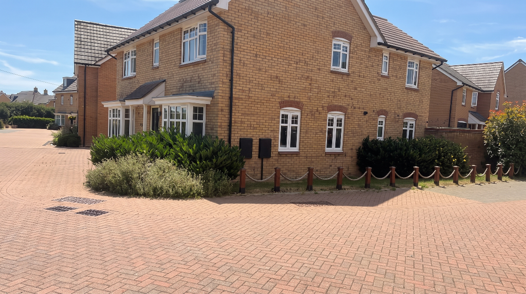 Property photo 2 of 22