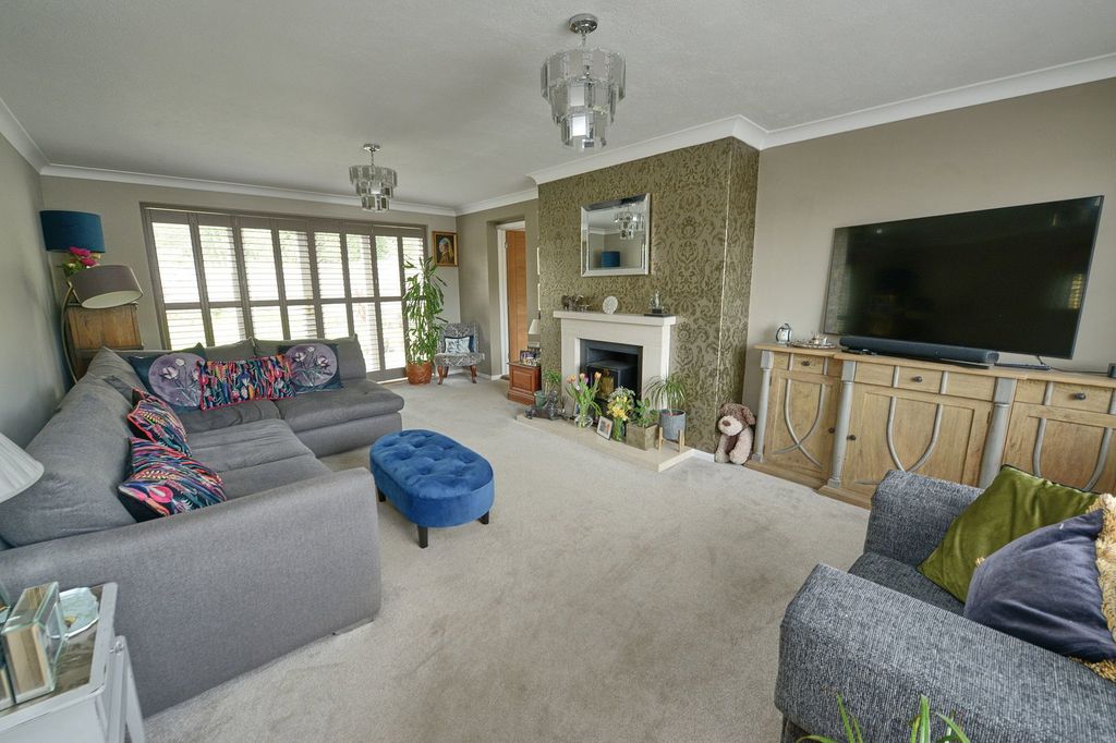 Property photo 3 of 26