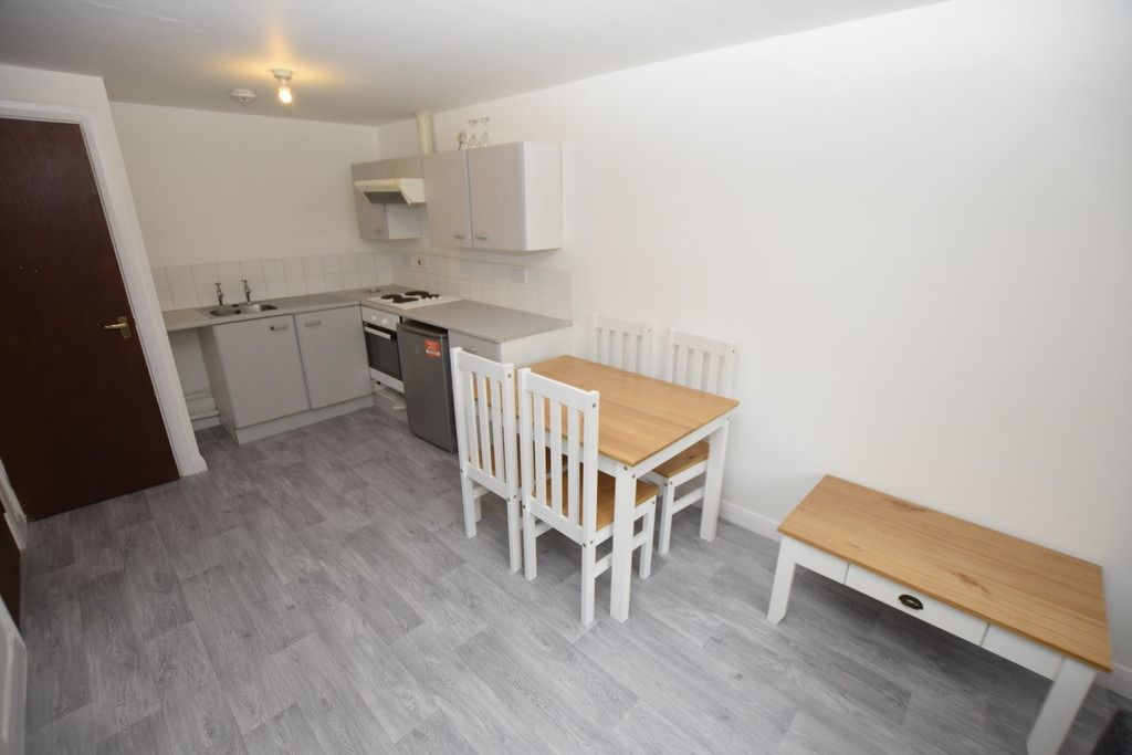 Property photo 3 of 6 1103144