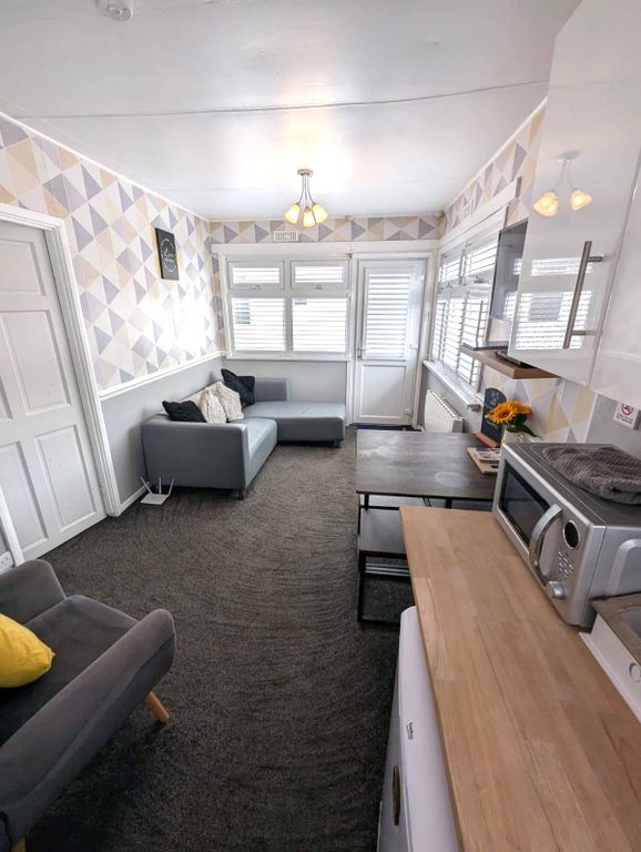Property photo 3 of 11 Open Plan Lounge/Diner/Fitted Kitchen