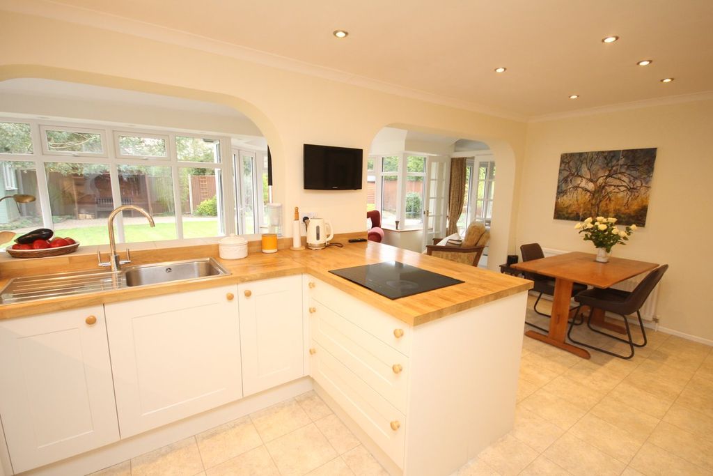 Additional image 15 of 4 bed detached house for saleFouracres, Letchworth Garden City SG6