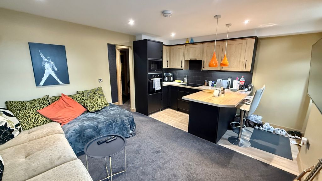 Property photo 3 of 10 Image00003.Jpeg