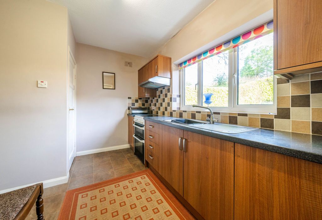 Property photo 3 of 23