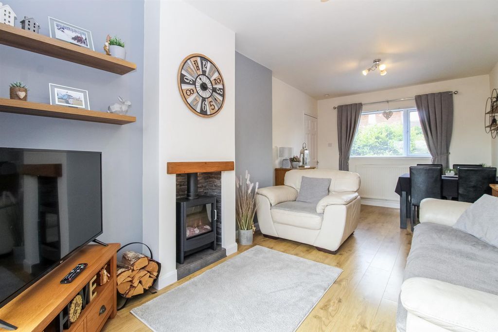 Property photo 3 of 12 Lounge/Diner