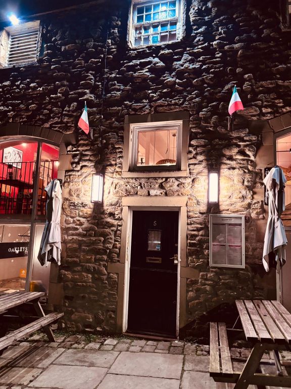 Property photo 1 of 10