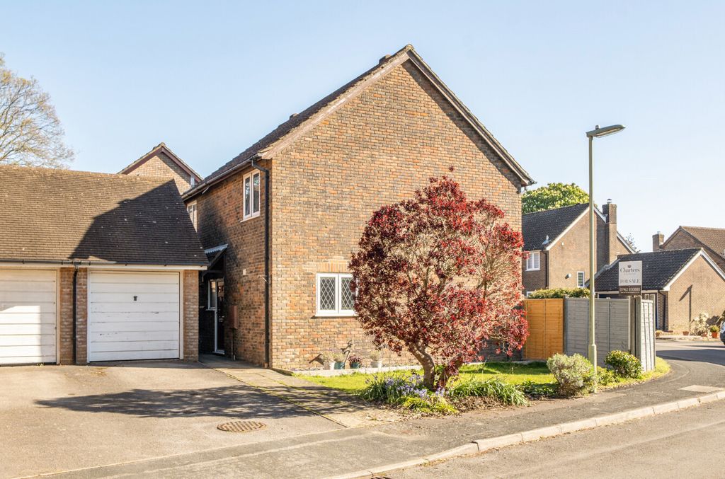 Property photo 1 of 16 1448754-1-69Eb2Ad...