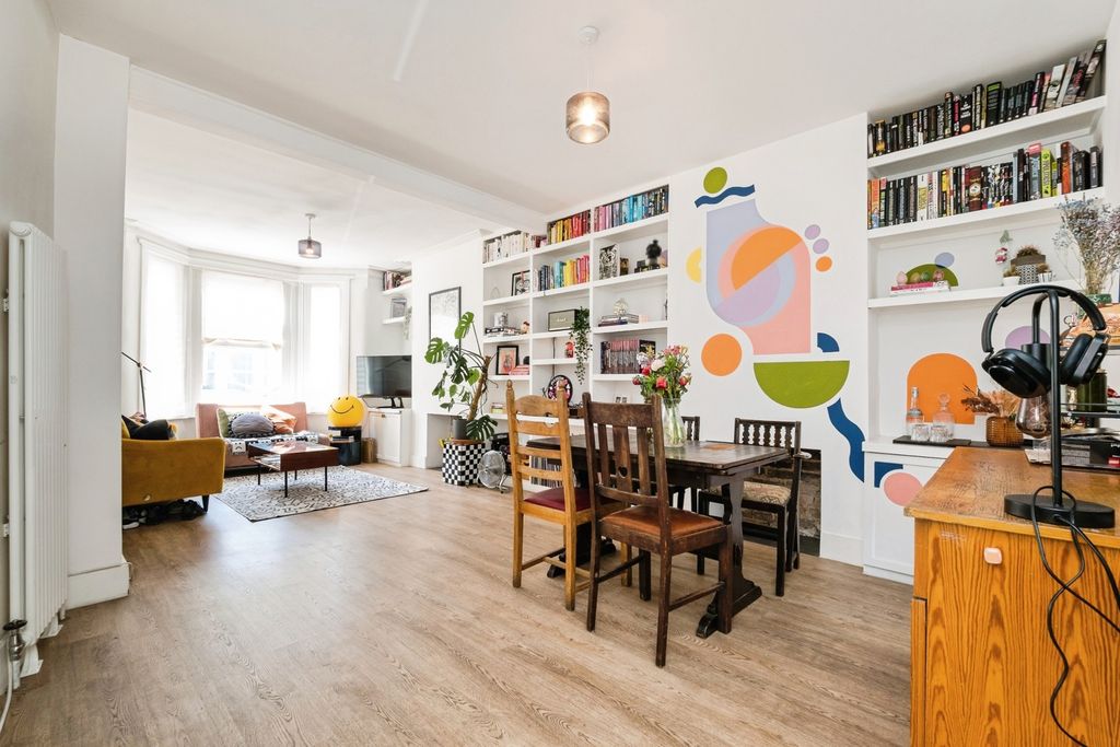 Property photo 2 of 23 Pbox-Img.Jpg