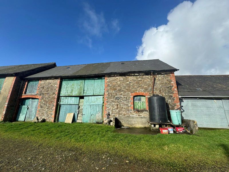 Property photo 3 of 22 Barn