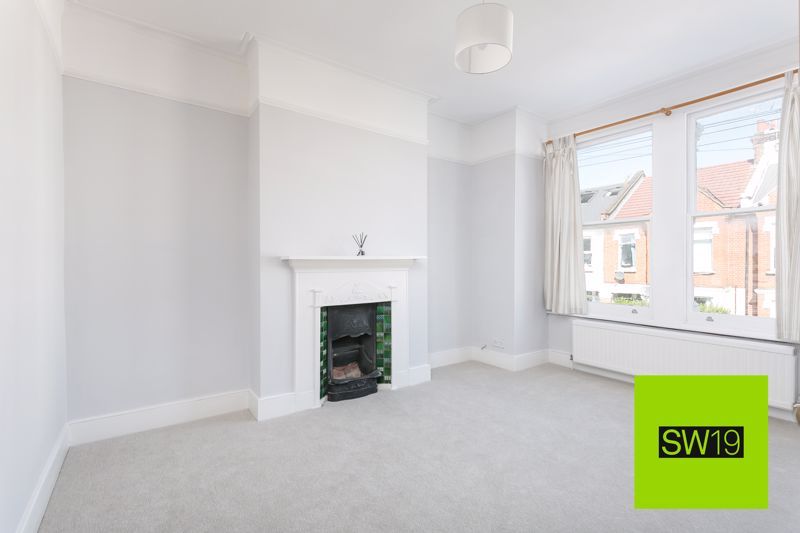 Property photo 1 of 13 Photo 10