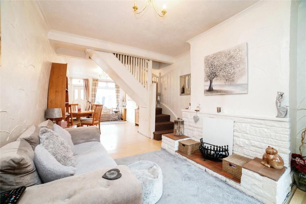 Property photo 2 of 15
