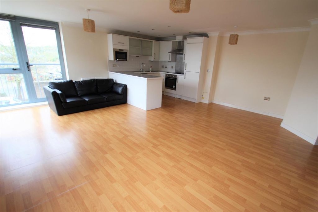 Property photo 3 of 7