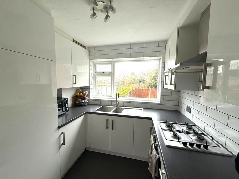 Property photo 2 of 8 Photo 2