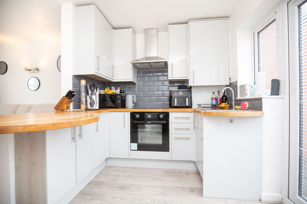 Property photo 2 of 14 Mw26-107