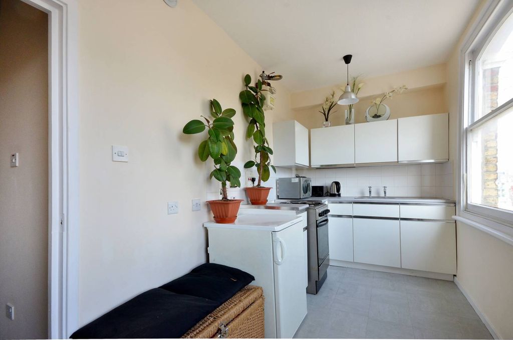 Property photo 2 of 4