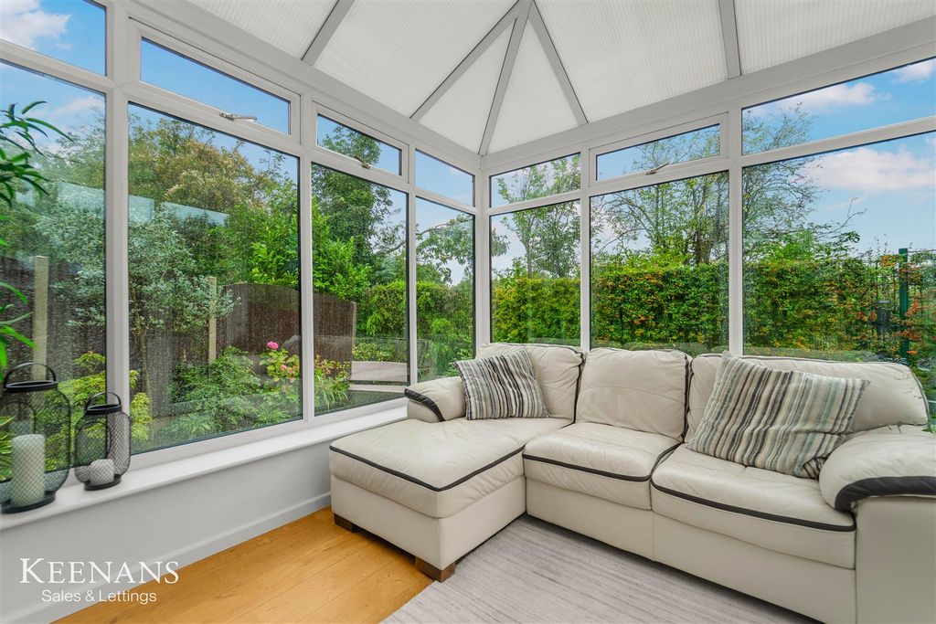 Property photo 3 of 43 6.Jpg