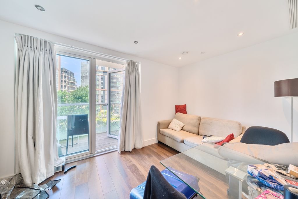 Property photo 1 of 7 1302092-12-685094...