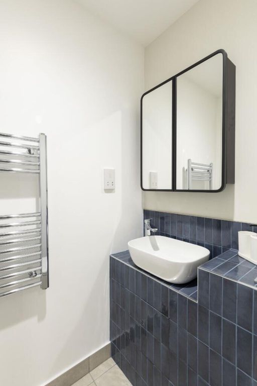 Property photo 3 of 14 Bathroom