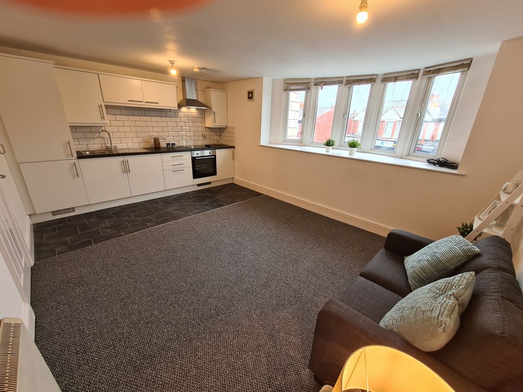 Property photo 2 of 12 Gallery