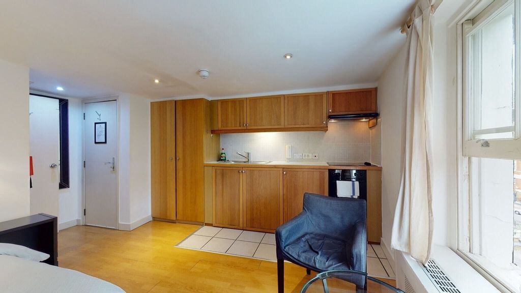 Property photo 3 of 5 Photo 3