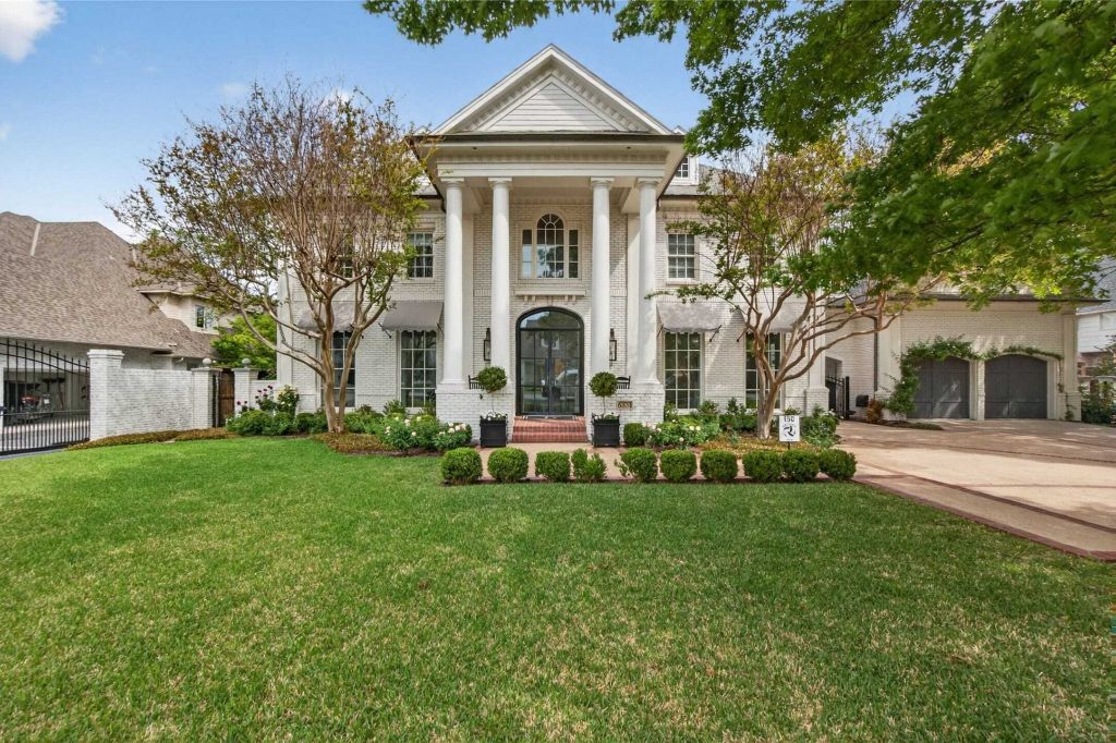 Property photo 1 of 28