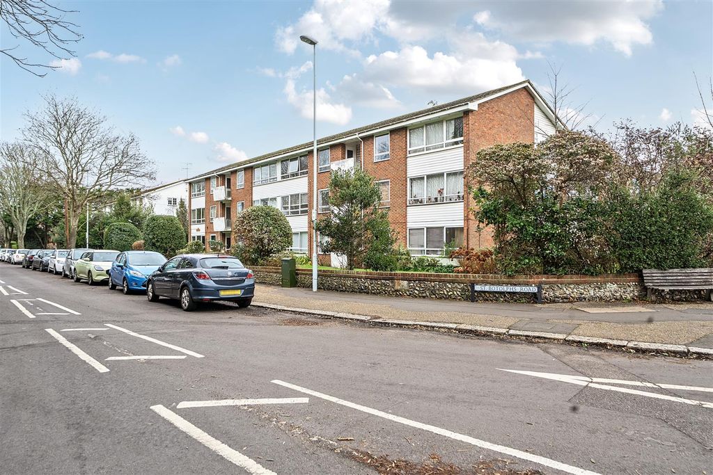 Property photo 1 of 20