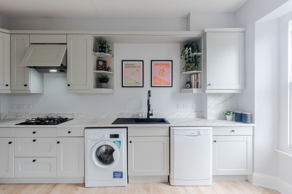Property photo 1 of 16 1