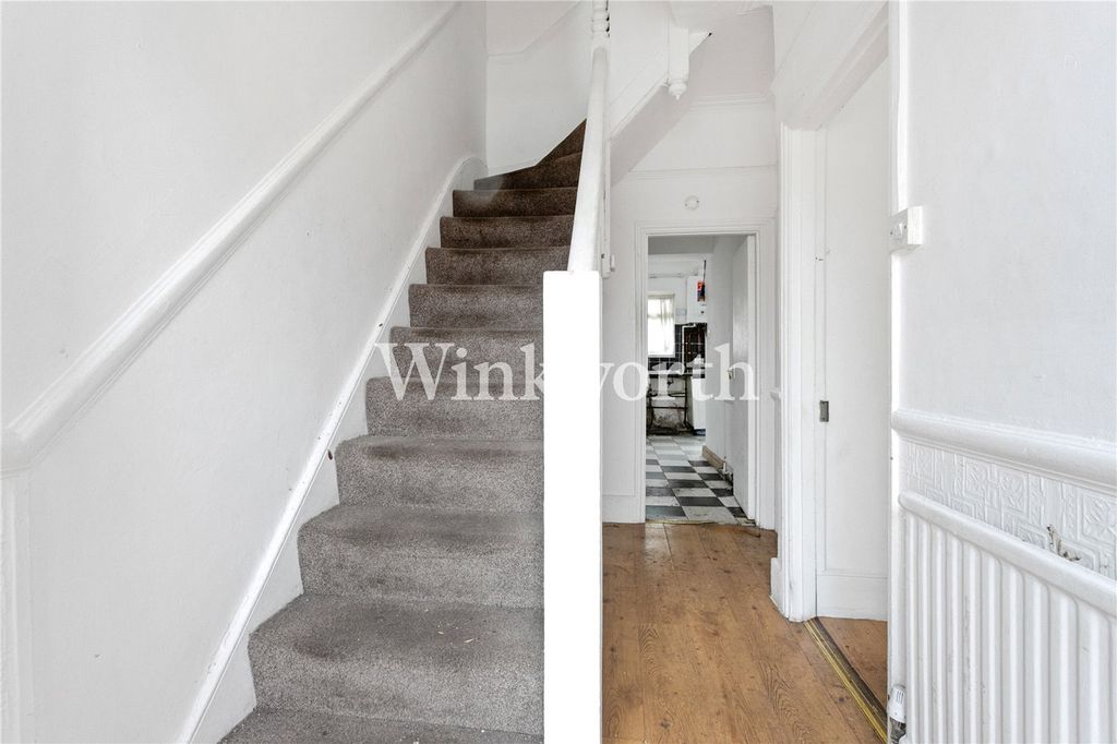 Property photo 2 of 12 Picture No. 03