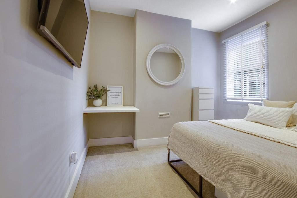 Property photo 3 of 18 10-A6E0Dsc05230.Jpg