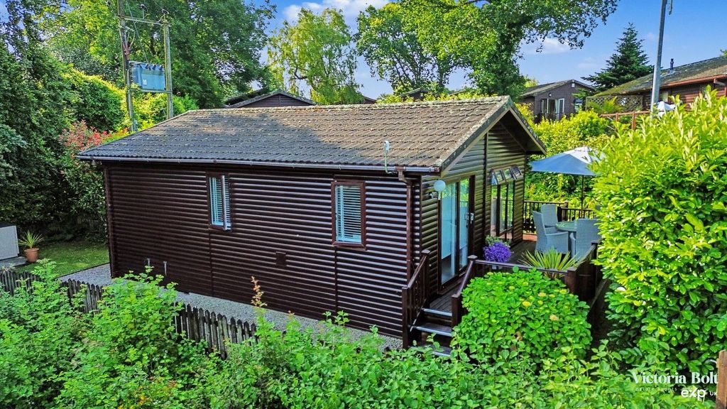 Property photo 1 of 19