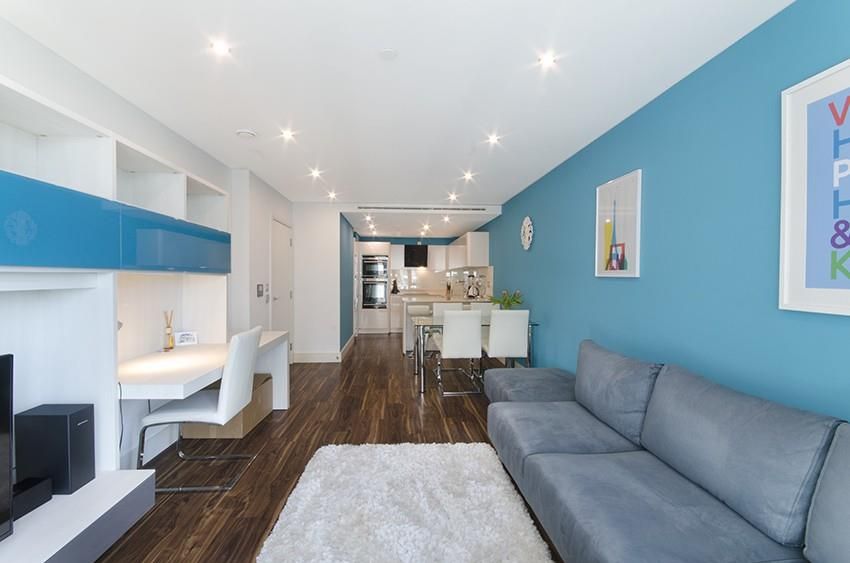 Property photo 3 of 10 Reception And Kitche